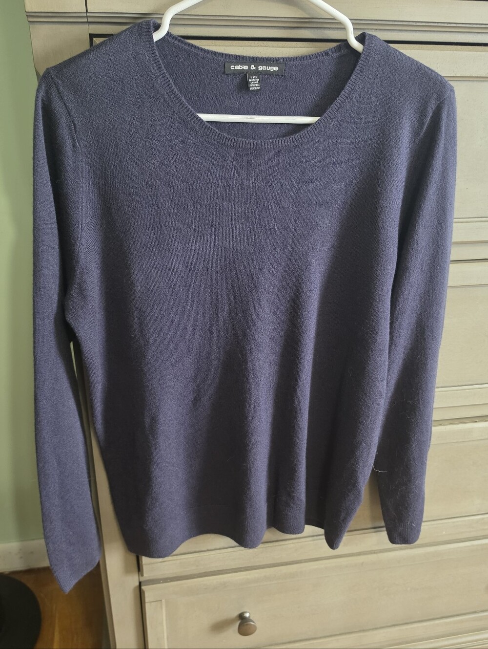 Cable & Gauge Men's Navy Crewneck Sweater